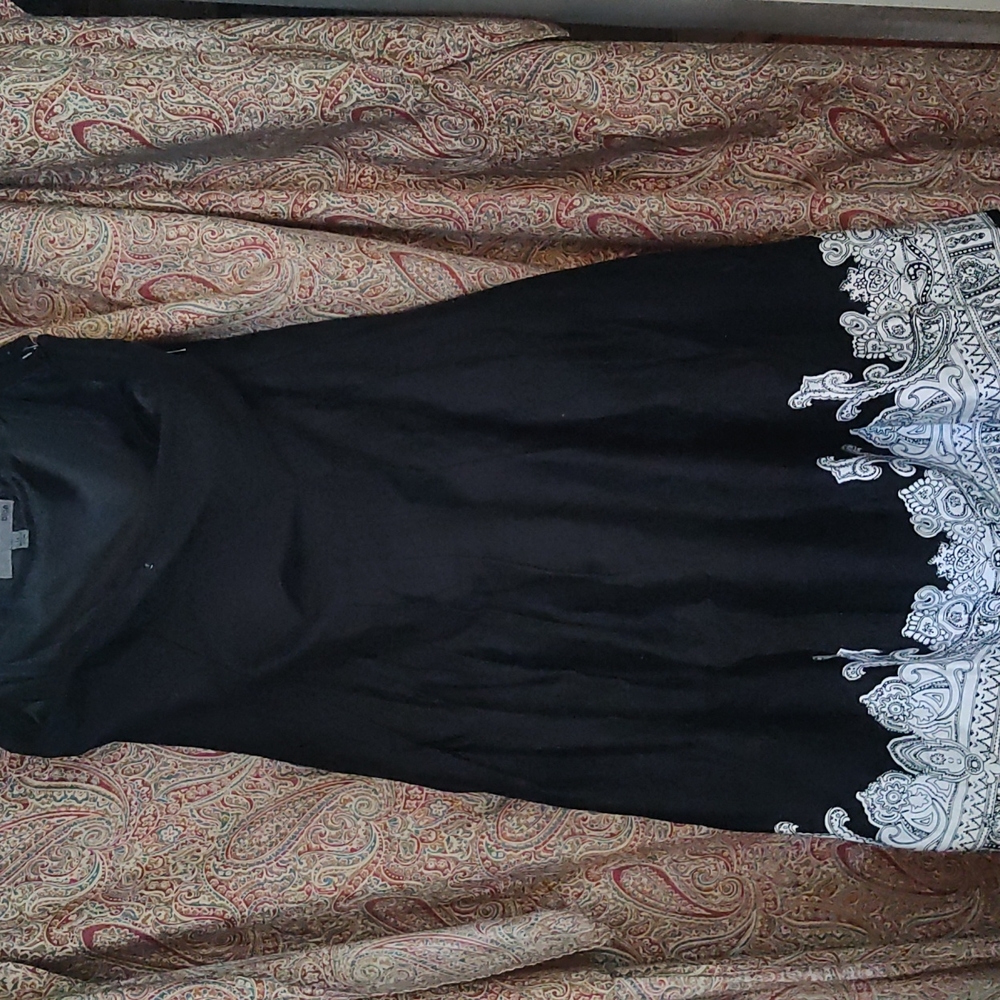 Black Sz.12 strapless bicé dress with gorgeous white design across bottom